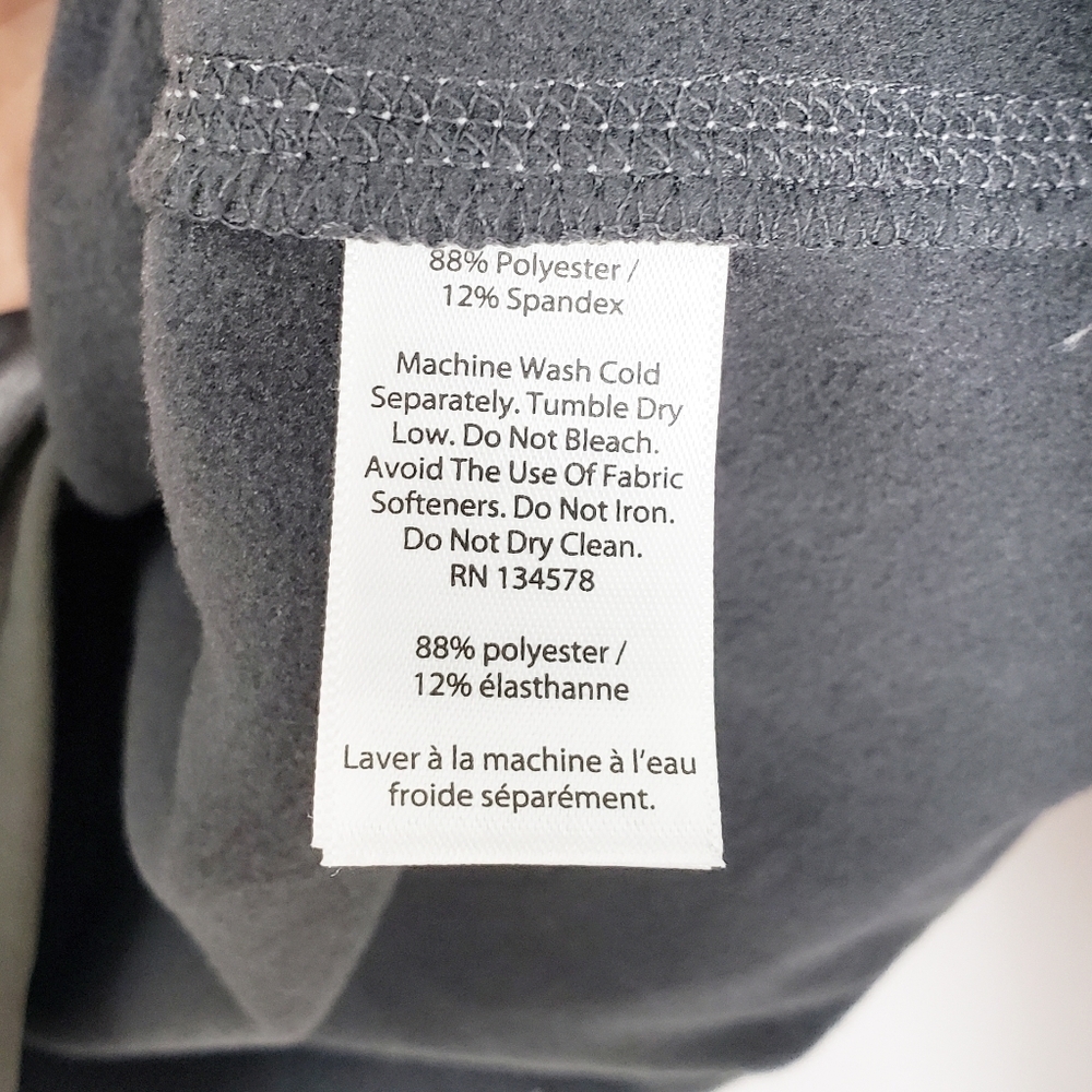 VINEYARD VINES tech quarter zip up - Picture 6 of 6